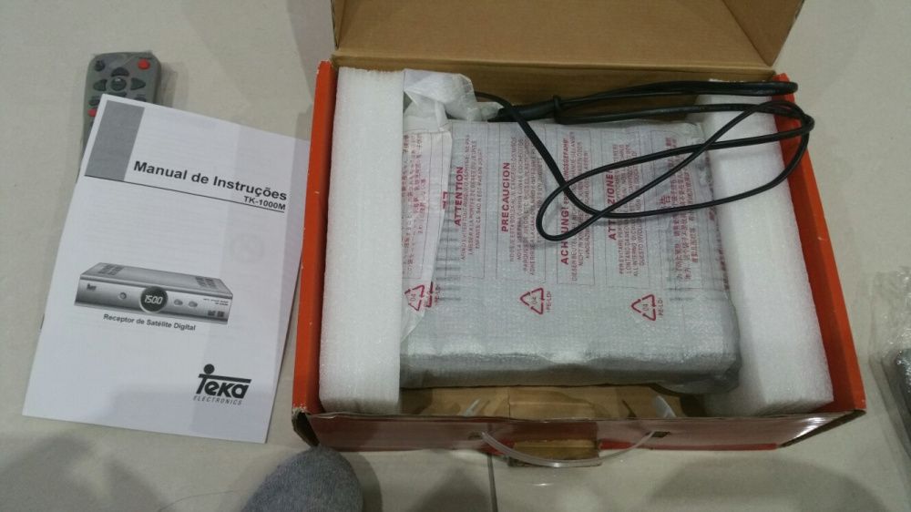 Receptor de Satelite TEKA TK1000M