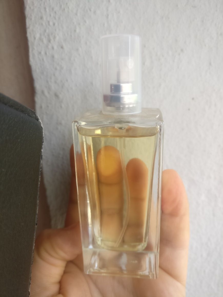 Perfume marca farmácia