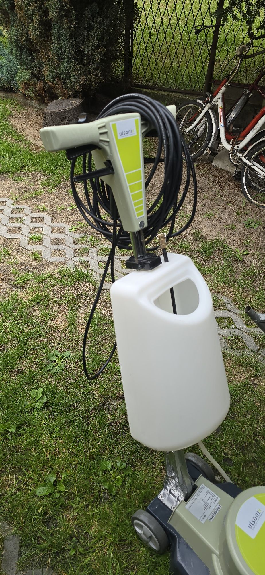 Maszyna do mycia podłóg ulsonix topclean szorowarka