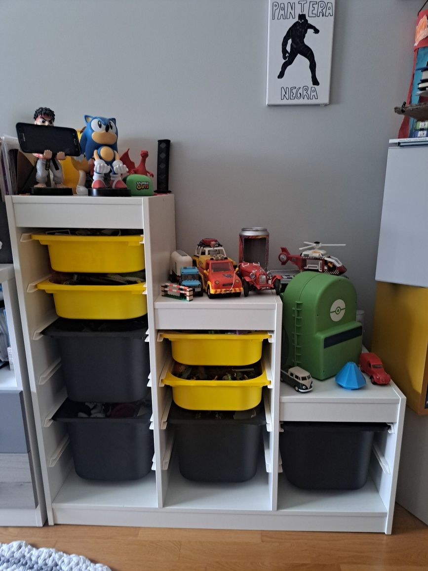Móvel arrumação quarto criança IKEA Trofast