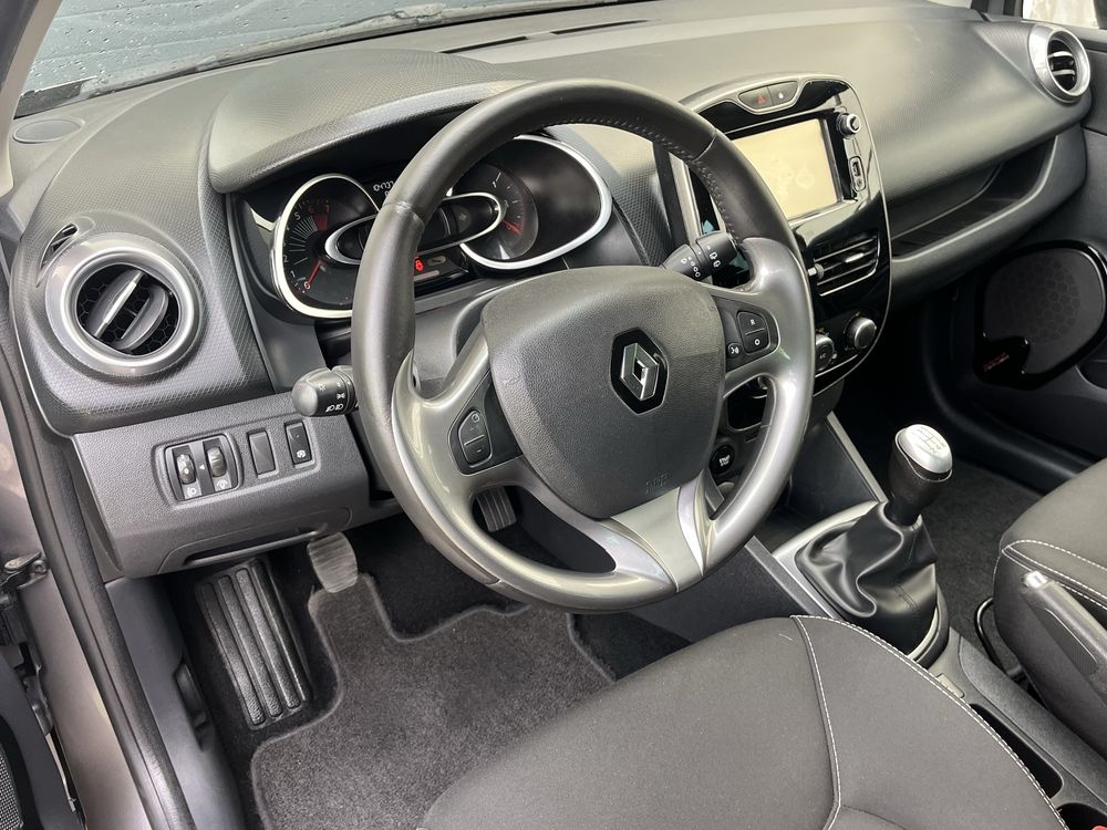 Renault clio como novo