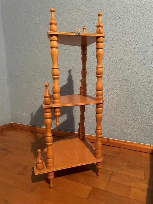 Półka drewniana narożna potrójna jasna styl retro