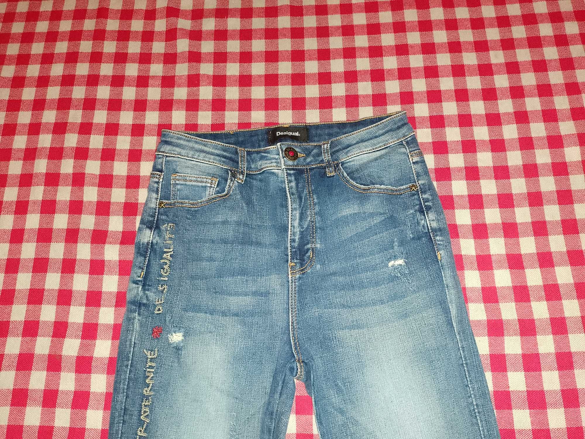 Spodnie damskie jeans Desigual rozmiar XS
