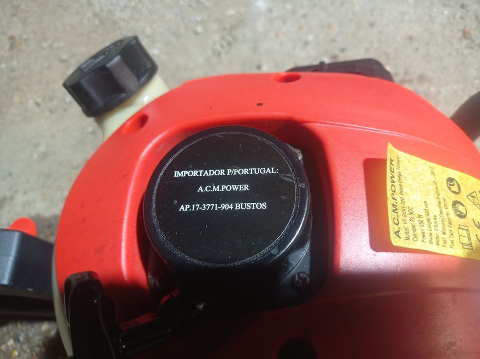Corta sebes a gasolina