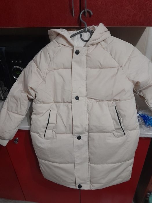 Куртка нова для дівчинки