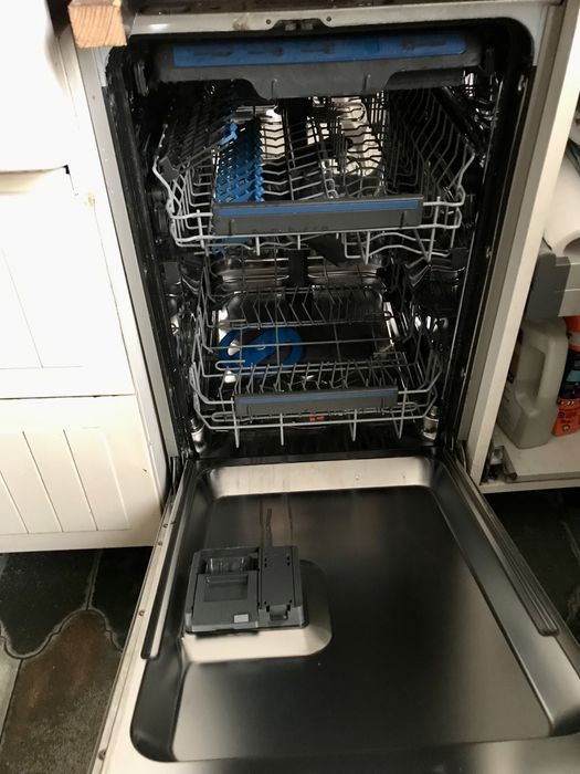 Zmywarka Electrolux ESM63300SX