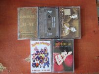 Kasety magnetofonowe z Polską muzyką lat 80-tych.
