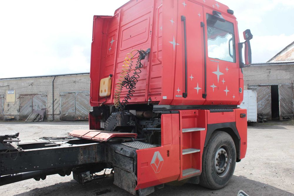 Разборка Детали кузова Рено Магнум / Renault Magnum Евро 3-5 Mack DXI