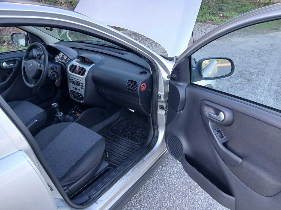 Opel corsa 1,2 Twinport, 2006  em ótimo estado