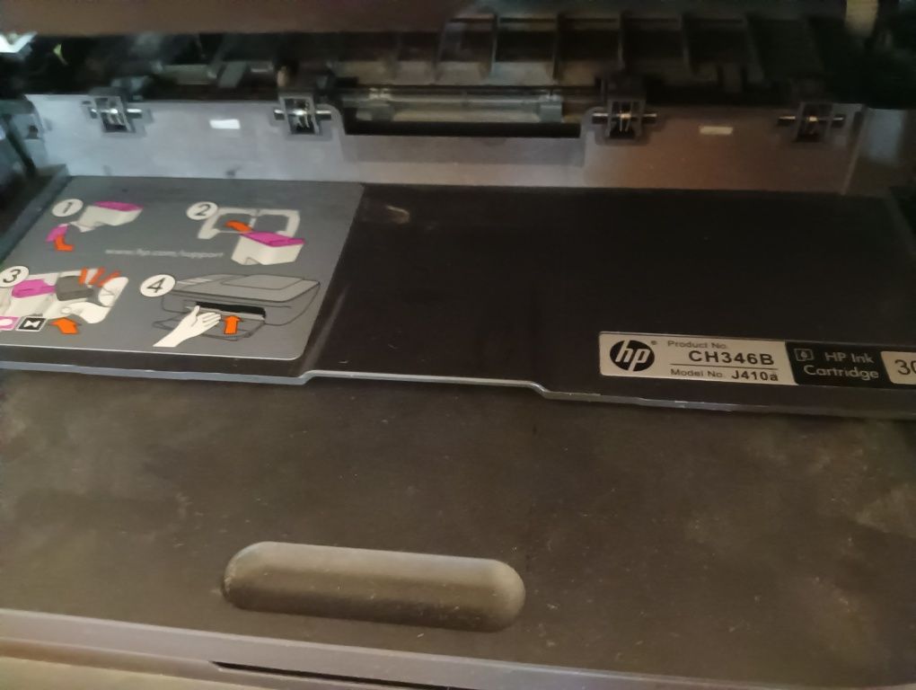 Drukarka HP Deskjet 1050 J410a +TUSZ