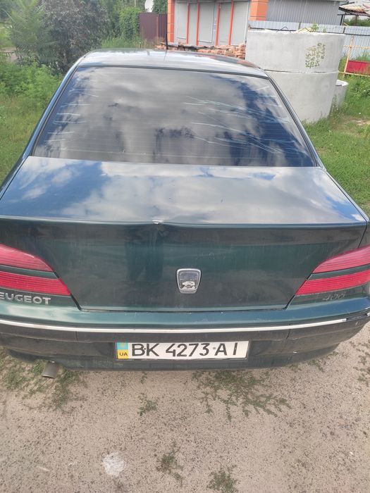 Продам машину Пежо