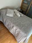 Cama sommier com arrumação + colchão 140x200