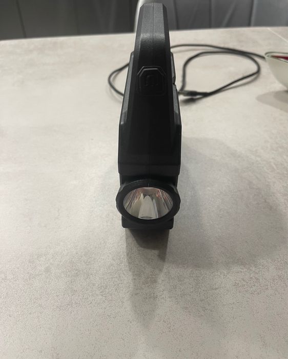 Светодиодный фонарик