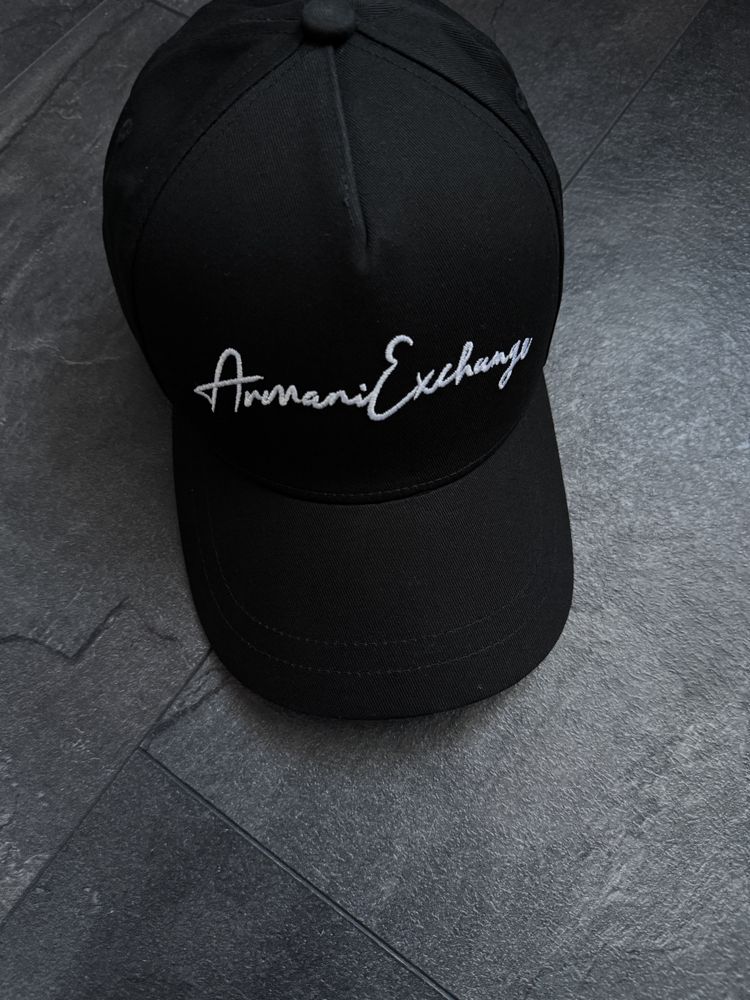 Бейсболка Armani Exchange чорна і темно синя,Оригінал