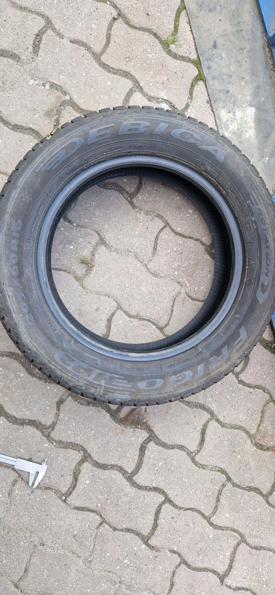 205/60 R16 96H Dębica Frigo HP2 6mm 2023r