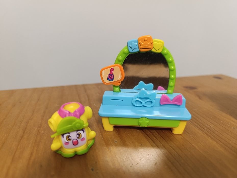 Moji pops figurki photo studio