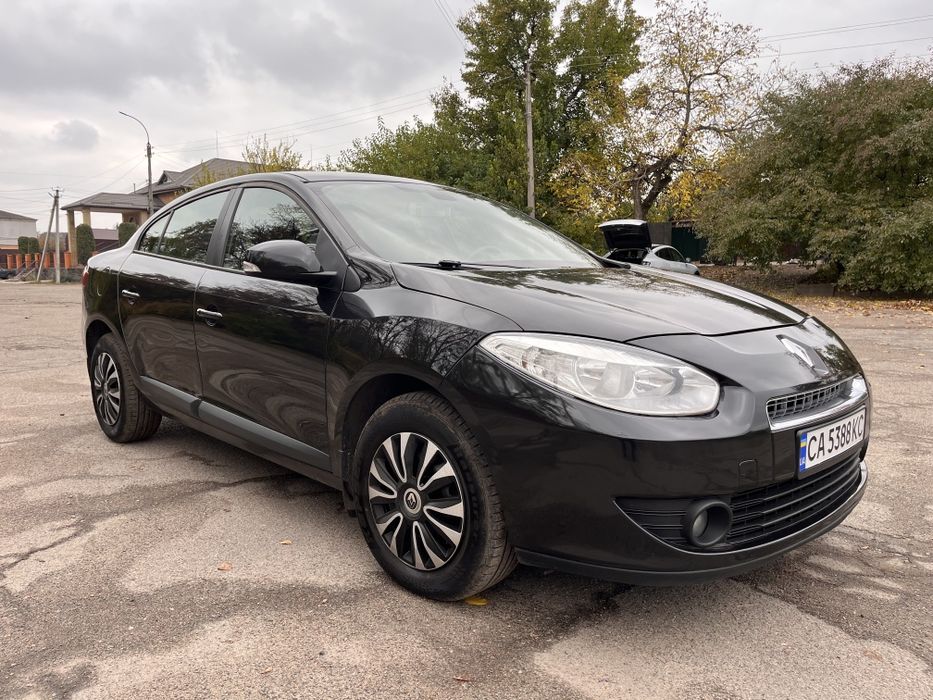 Renault Fluence автомат,офіційна