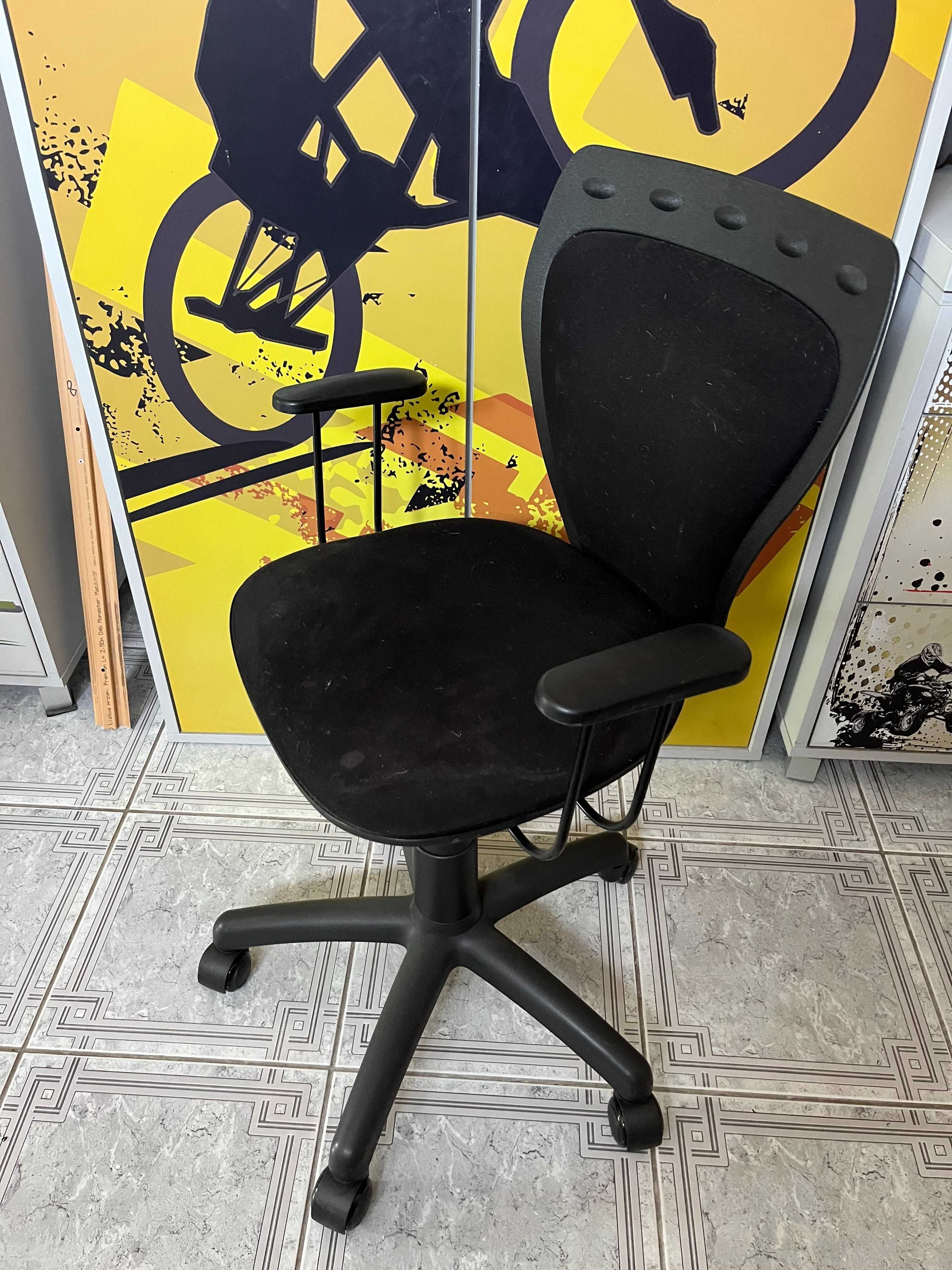 krzesło biurowe Nowy Styl wersja Mini style