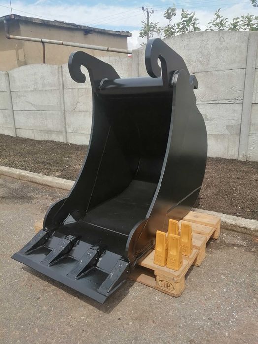 NOWA ŁYŻKA KOPIĄCA 600-700mm z nakładką 8500 zł Netto