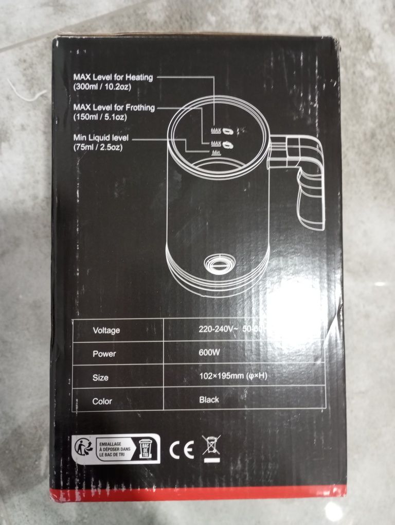 Spieniacz do mleka
YISSVIC MK5700B-GS