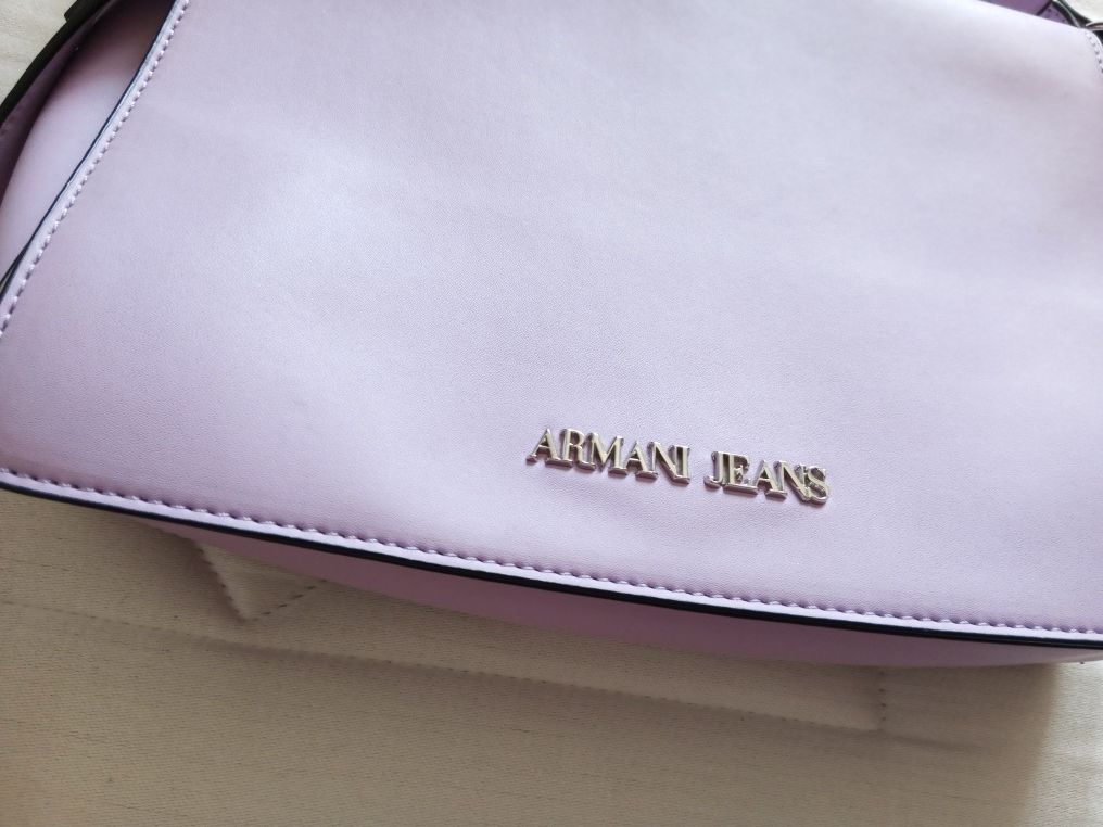 Mala tiracolo Armani Jeans cor lilás, sintética 25x17cm