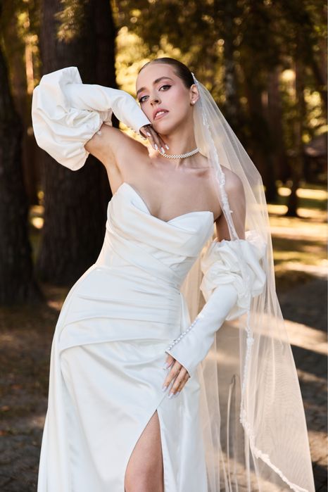 Весільня сукня (не вінчана)