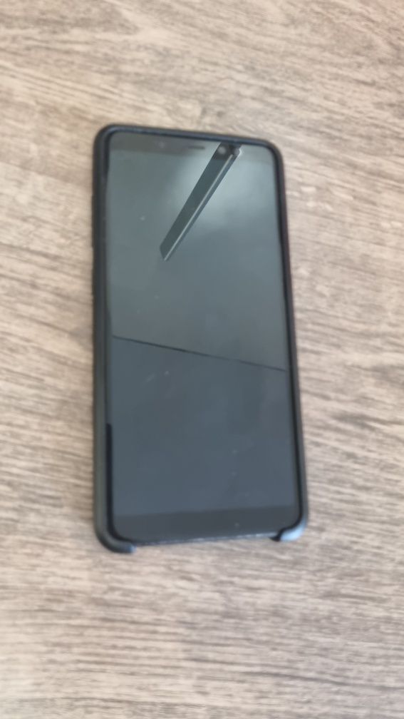 Samsung A8 SM-A730F