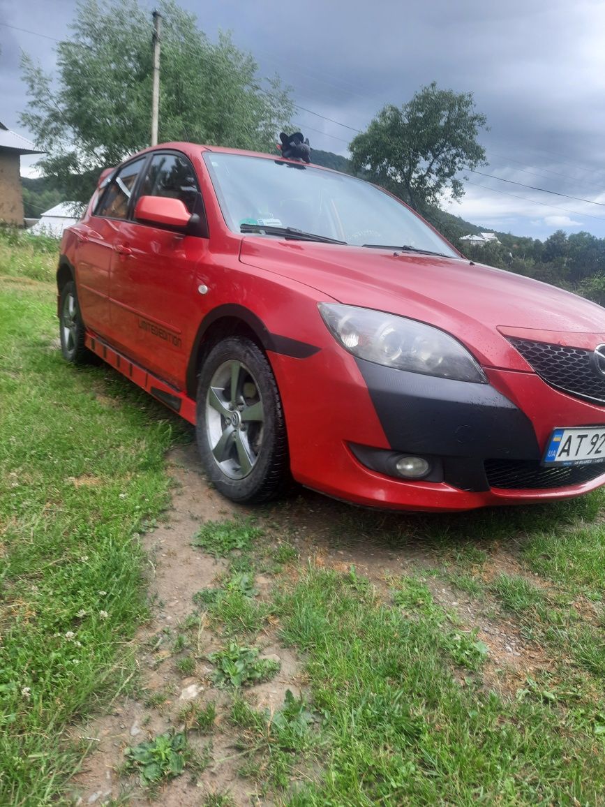 Мазда 3  продаєтся