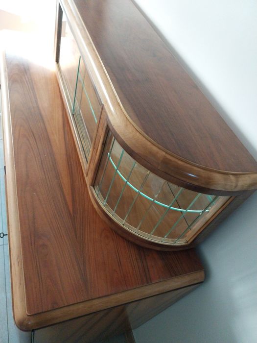 Regał witryna PRL po renowacji