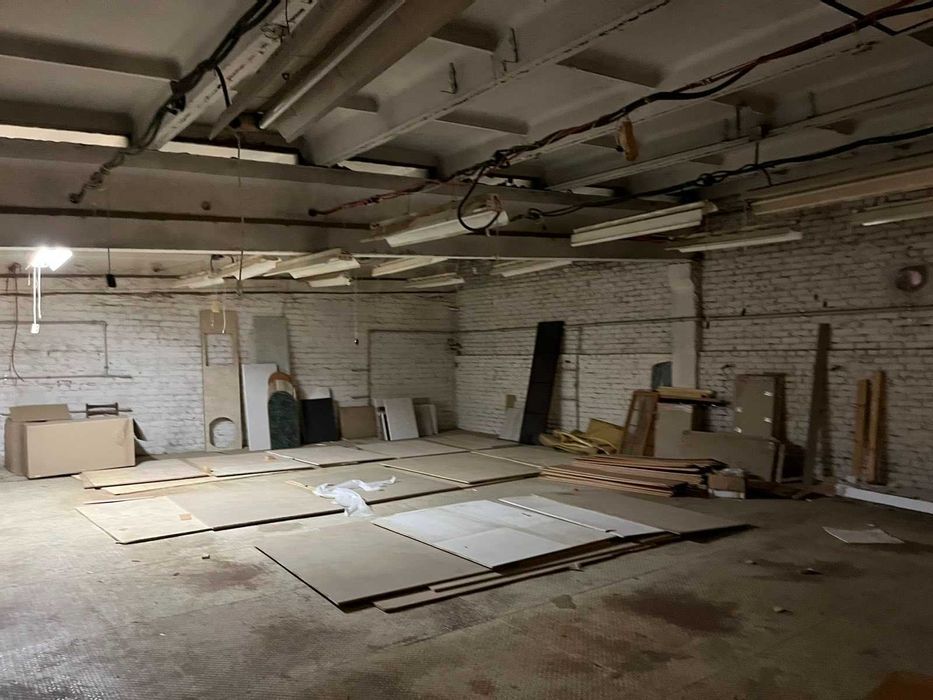 Оренда великого складського приміщення, вул. М.Краснова