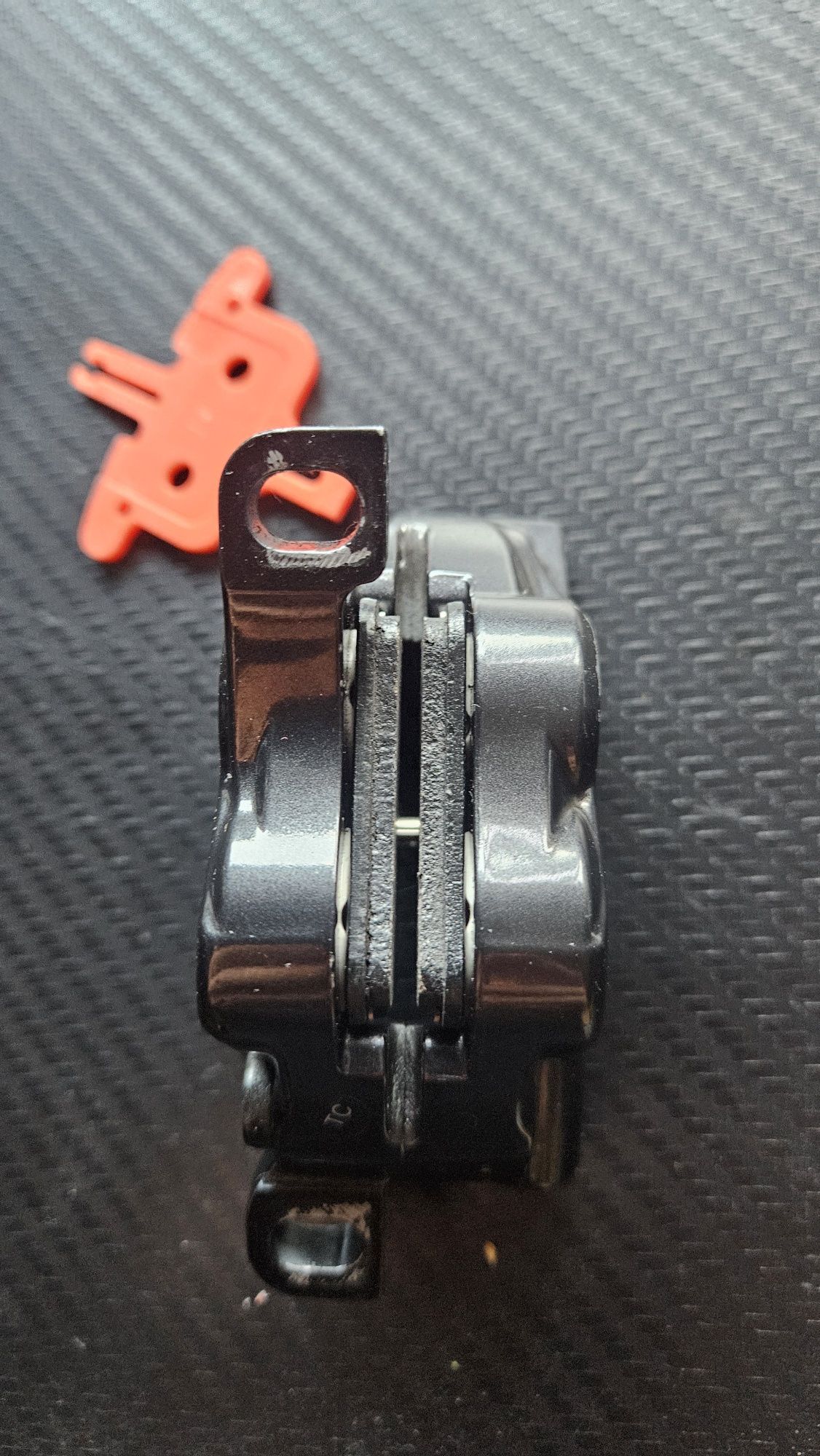 Zacisk hamulcowy Shimano Deore BR-M6120 4 tłoczki