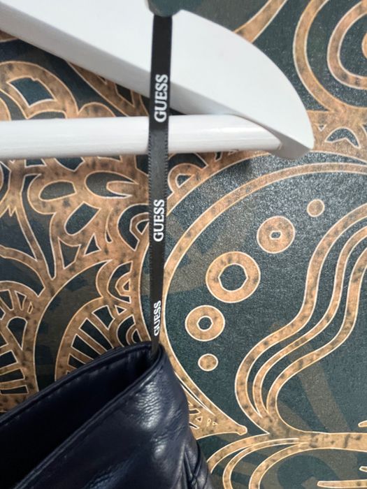 Guess spodnie, rozmiar 31