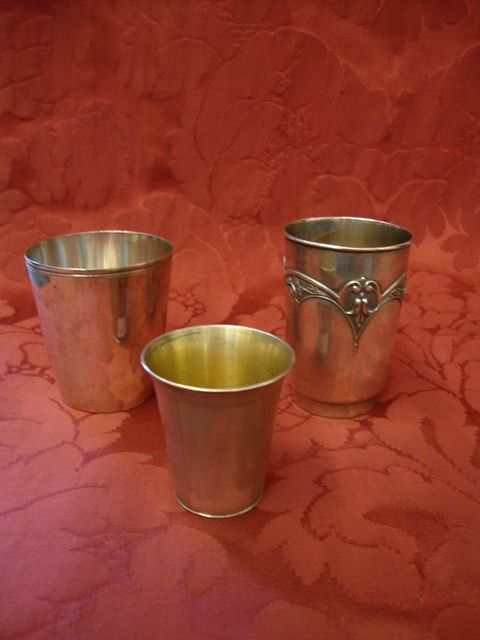 Copo antigo em prata portuguesa