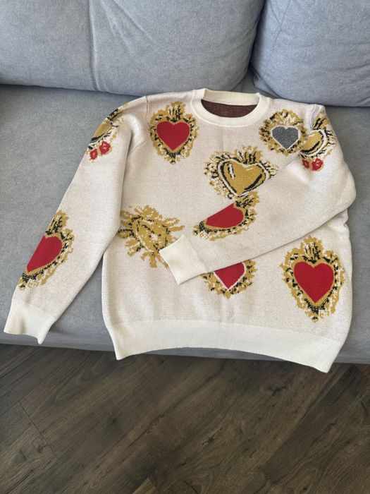 Светр (кофта) в стилі D&G з червоними серцями