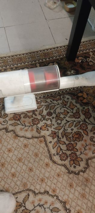 Xiaomi vacuum cleaner  пилесос