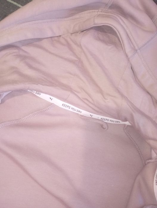 Толстовка Puma в гарному стані