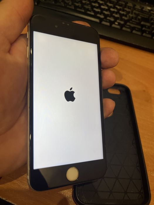 Продам айфон 6 s на запчастини