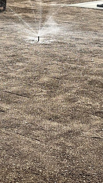 Zakładanie ogrodów, trawników, nawadnianie glebogryzarka separacyjna,