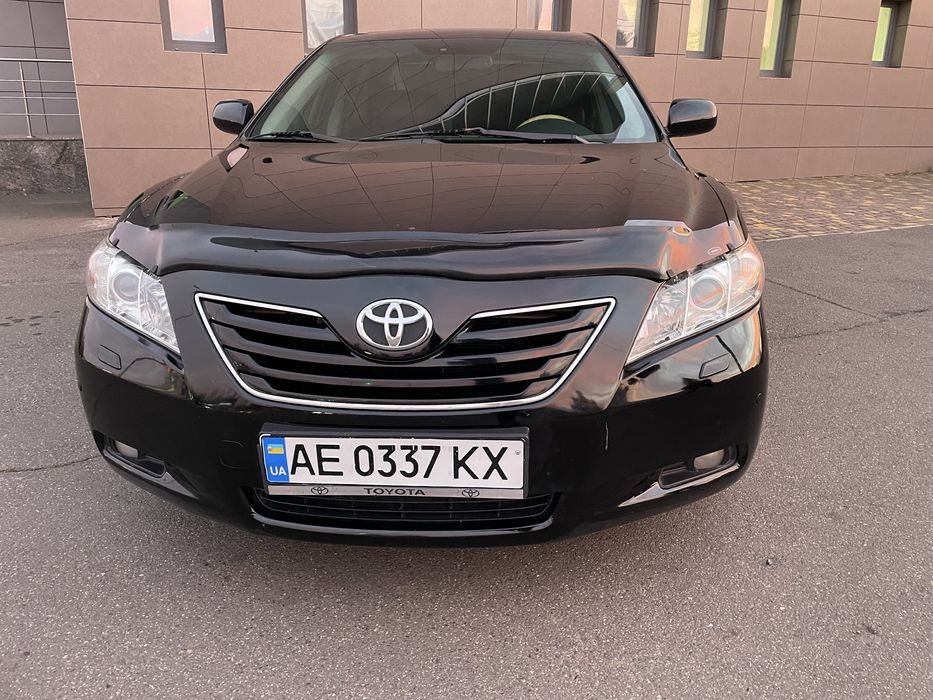 Продам Toyota camry