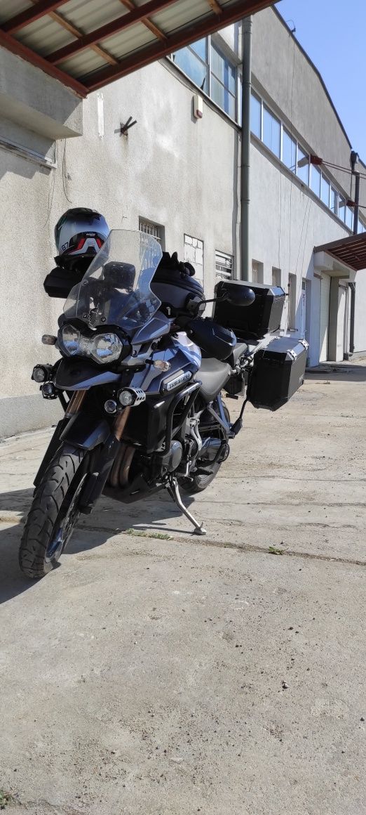 Triumph Tiger Explorer 1200 Polski salon