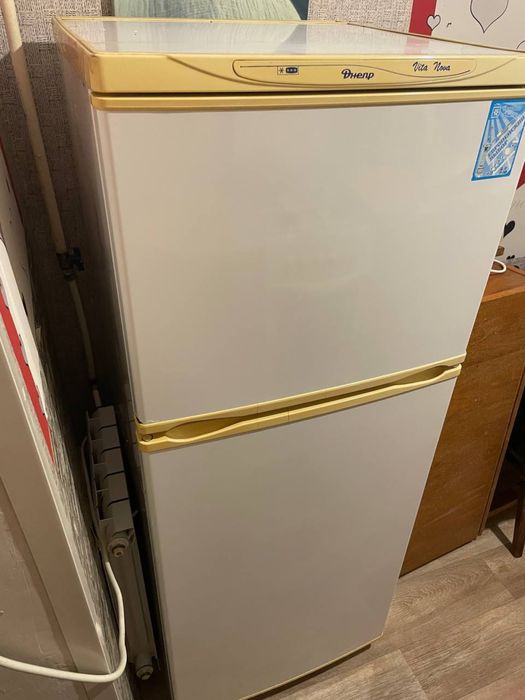 Холодильник Днепр під ремонт