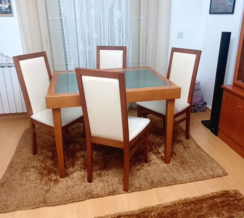 Conjunro mesa e Móvel de Sala em cerejeira