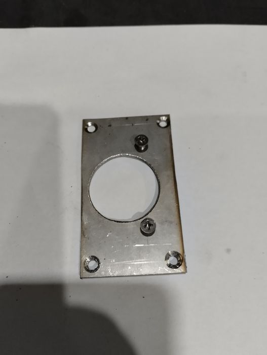 Пластина для ремонта мебельных петель