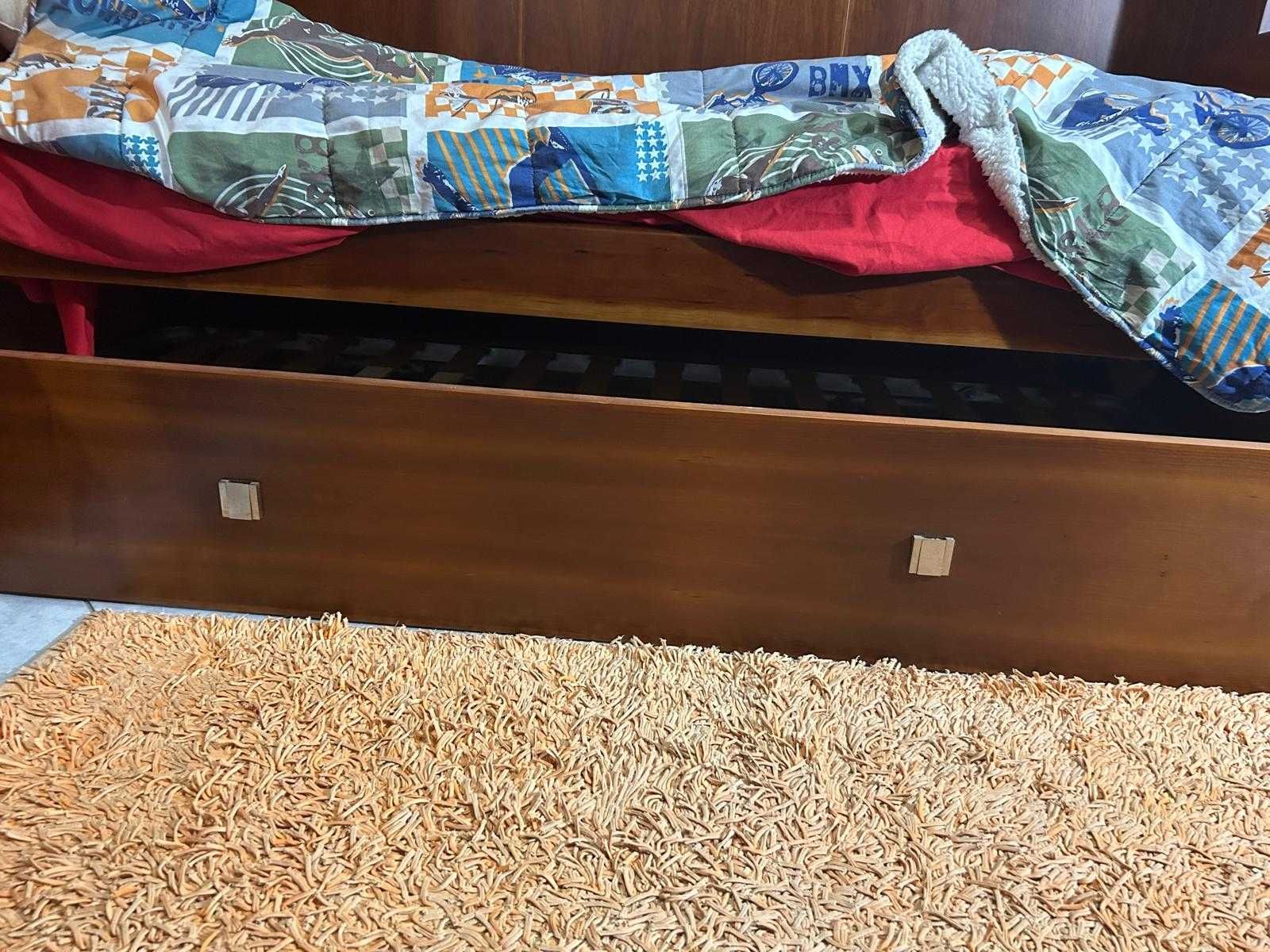 Quarto de criança/adolescente