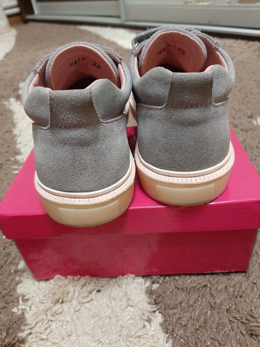 Кросівки-кеди 35 р. для дівчинки