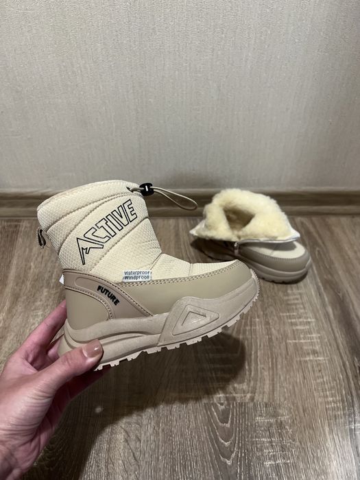 Зимові чоботи черевики на дівчинку бежеві білі молочні 28 29 30 31 32