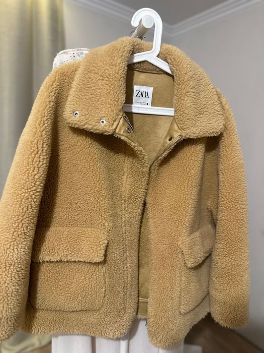 Шубка Zara карамельного кольору