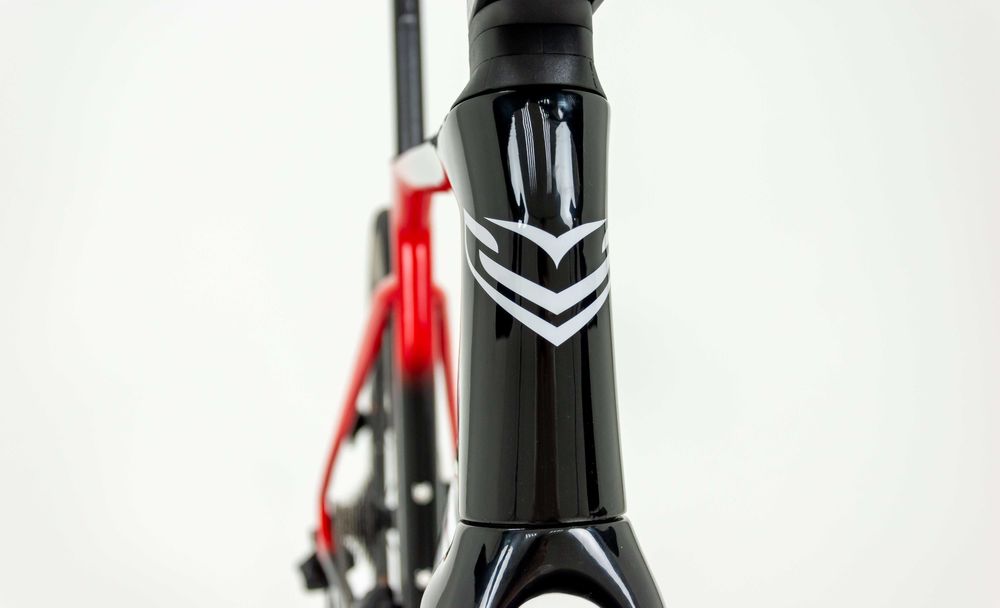 Nowy rower szosowy SENSA GIULIA SUPREMO Shimano 105 Di2