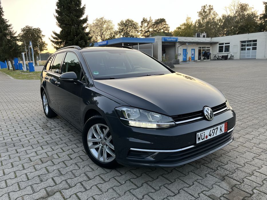 Volkswagen Golf 7 1.6 tdi 2018 року з панорамним дахом