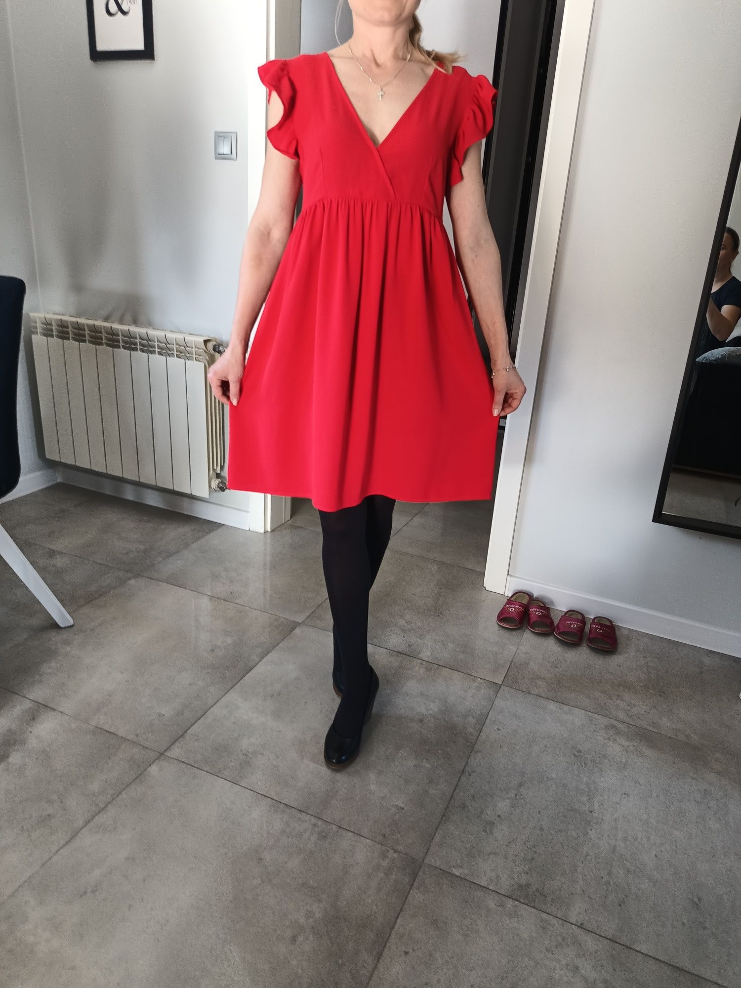 Sukienka letnia czerwona rozmiar M